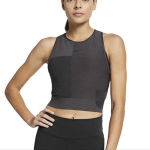 Nike Pro Tech Pack Hypercool Sleeveless T-Shirt